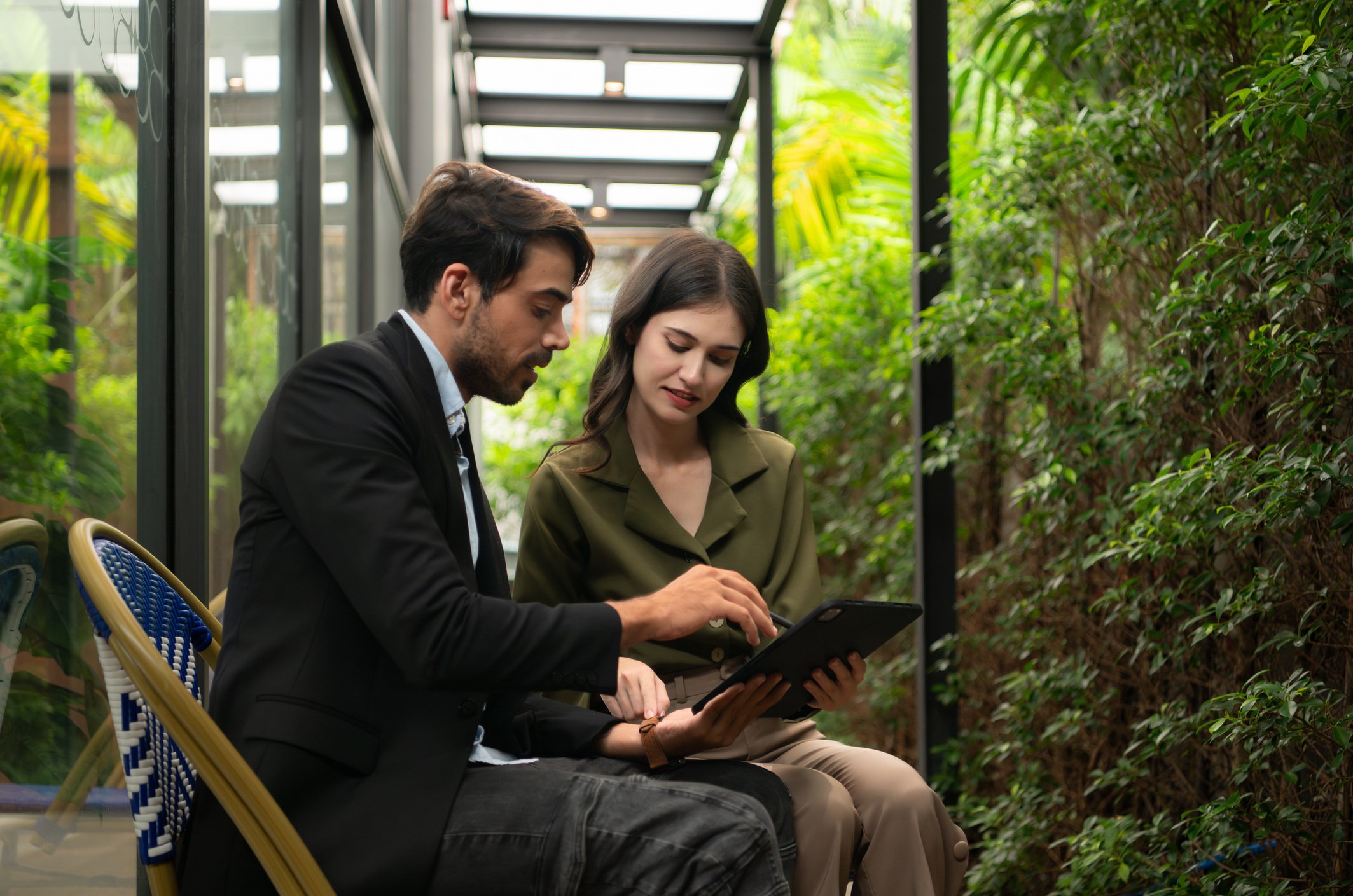 HR and CEO Rapport